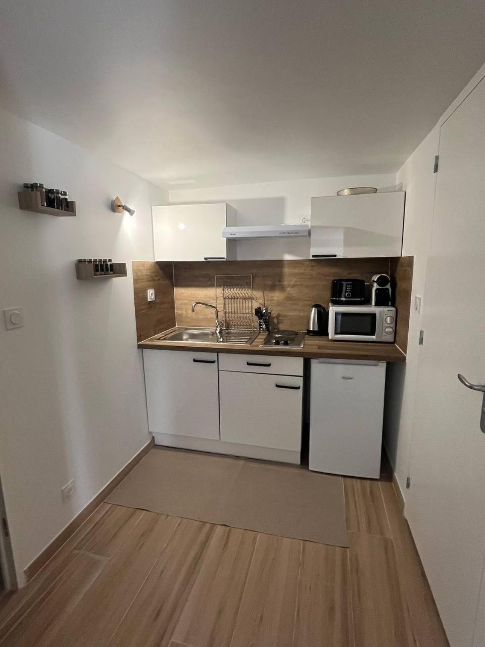 Charmant Et Confortable Appartement Narbonne Luaran gambar