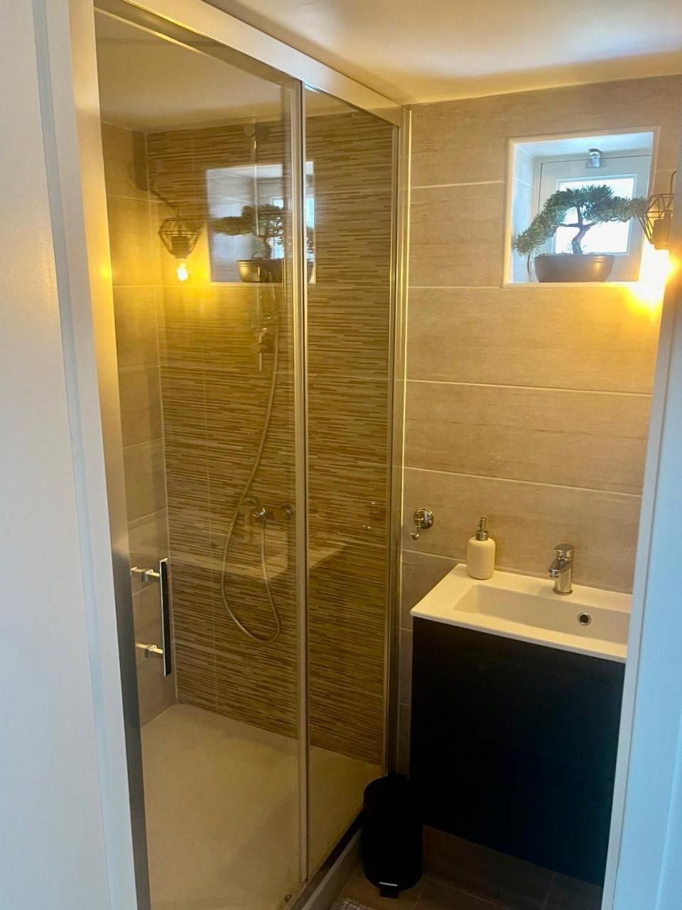 Charmant Et Confortable Appartement Narbonne Luaran gambar